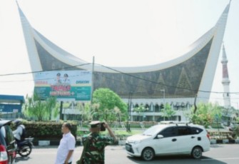 Tim Publikasi kegiatan Latsitardanus XLIII Pemprov Sumbar bersama Tim Surlis Bidang Penerangan Akademi TNI melakukan survey teknis persiapan.