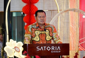 Panglima TNI Laksamana TNI Yudo Margono S.E., M.M saat acara Silahturahmi Tokoh Jatim dan Perayaan Imlek 2023 bertempat di Satoria Tower, Surabaya Jawa-Timur, Minggu (5/2/2023).