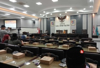 Rapat Paripurna DPRD Kabupaten, Jumat 24 November 2023 tidak Kuorum. (Foto : Faisal NR / Klikwarta.com)