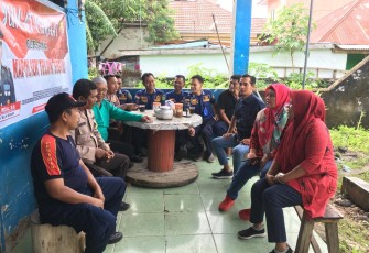 Jumat Curhat Polsek Teluk Segara Digelar Bersama Petugas PBK dan Warga Kampung Kelawi