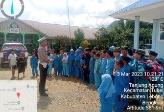 Tanamkan Tertib Berlalulintas Sejak Dini, Satlantas Polres Lebong Kunjungi SDN 16 