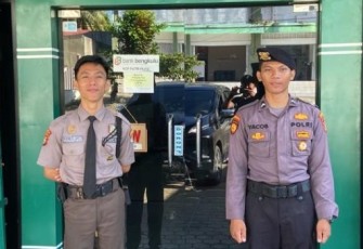 Personil Polsek Puri Hijau Saat Patroli Dialogis di Objek-Objek Vital 