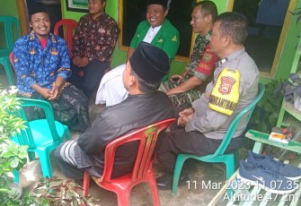 Bhabinkamtibmas Polsek Sukaraja Sambang ke Tokoh Agama dan Tokoh Masyarakat