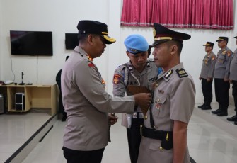 Kapolres Kepahiang Pimpin Sertijab Kabag Log