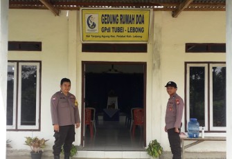 Polsek Lebong Atas Berikan Pengamanan Perayaan Hari Paskah Isa Al Masih di Rumah Ibadah GPdi-Tubei