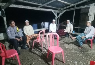 Kapolsek Manna Melaksanakan Monitoring dan Pengamanan Jemaah Suluk di Desa Tanjung Besar Kecamatan Manna 
