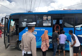 Polres Lebong Fasilitasi Mudik Gratis 20 Warga ke Kota Bengkulu