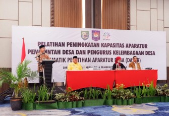 Gubernur Bengkulu Berikan Beasiswa S1