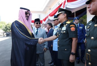 Kasum TNI saat Bertemu dengan Menhan Arab Saudi