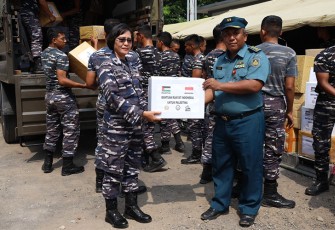 AAL Salurkan Bantuan Sosial