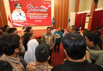 Pj Gubernur Bahtiar saat Silaturahmi Bareng Puluhan Insan Pers di Sulsel 