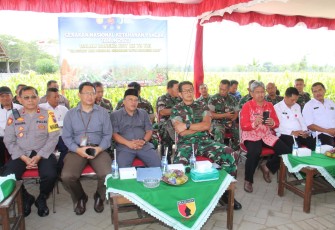 TNI dan Forkopimda Trenggalek Berkolaborasi dalam Vidcon Gerakan Nasional Ketahanan Pangan Tahun 2023