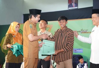 Wakil Bupati Trenggalek, Syah Muhamad Natanegara, saat menghadiri Gelar Budaya dalam rangka Milad ke-57 MTSN 1 Trenggalek, Selasa (20/6/2023)