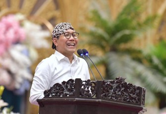 Menteri Desa Pembangunan Daerah Tertinggal dan Transmigrasi Abdul Halim Iskandar