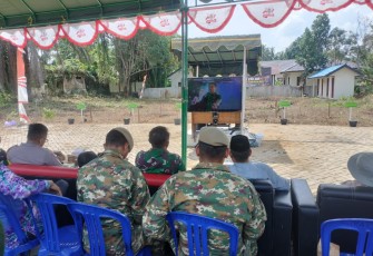  Kodim 1001/HSU-Balangan gelar Penanaman Pohon dalam rangka Hari Juang TNI-AD dengan tema "TNI-AD bersatu dengan alam membangun NKRI serta dilaksanakan Vidcon bersama dengan Kasad yang bertempat di Lapangan Expo Mungkur Uyam, Ds. Mungkur Uyam, Kecamatan Juai, Kabupaten Balangan, Kamis (14/12/2023)