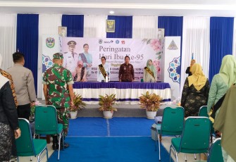 Babinsa Koramil 0801/10 Punung Kodim 0801/Pacitan Pelda Ruslan menghadiri peringatan Hari Ibu yang ke berlangsung di Pendopo Kecamatan Punung, Kab. Pacitan, Kamis (28/12/2023)