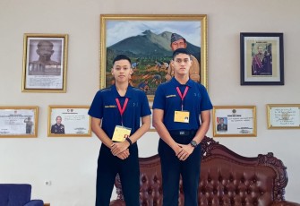Dua (2) orang putra terbaik asal panitia daerah (Panda) Lanud Raden Sadjad (Lanud RSA) Natuna 