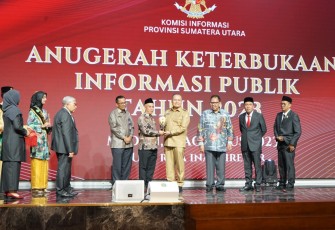 Pemerintah Kabupaten Asahan Raih Anugerah Keterbukaan Informasi Publik 