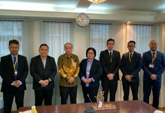 Foto bersama usai pertemuan