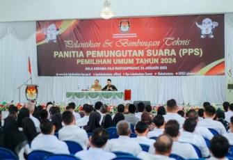 Prosesi pelantikan PPS Kabupaten Labuhanbatu 