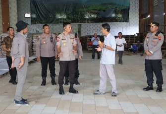 Kapolres Karanganyar Cek Keamanan Gudang Penyimpanan Logistik KPU