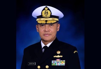 Kapuspen TNI Laksda TNI Julius Widjojono.