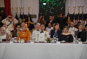 Kasum TNI Letnan Jenderal TNI Bambang Ismawan, S.E., M.M., mewakili Panglima TNI Laksmaana TNI Yudo Margono, S.E., M.M., menghadiri acara Gala Dinner di Kementerian Pertahanan (Kemhan) Jakarta Pusat pada Senin (9/10/2023).