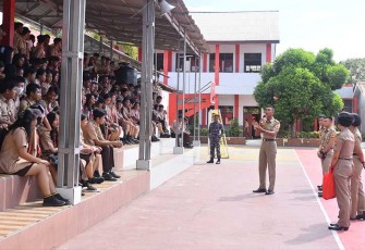 Saat singgah di Kota Bitung, para Taruna AAL yang tergabung dalam Satlat Jalayudha tahun 2023 melaksanakan kegiatan promosi serta sosialisasi tentang AAL kepada siswa-siswi SMA Negeri 2 Bitung yang terletak di Jl. Siswa Madidir Unet Kota Bitung.