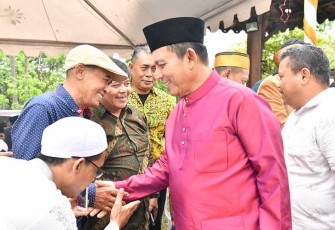 Gubernur Ansar saat Hadiri Halal Bi Halal Bersama Masyarakat Tiban Kota Batam 