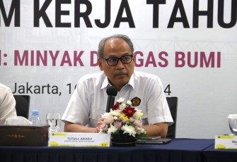 Direktur Jenderal Migas Tutuka Ariadji pada konferensi pers capaian kinerja subsektor migas tahun 2023 di Jakarta, Selasa (16/1).