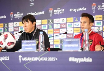 Pelatih timnas Indonesia, Shin Tae-yong saat konferensi pers