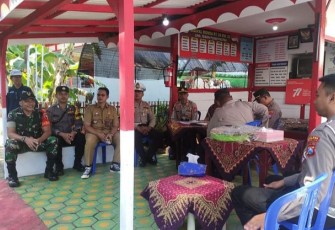 Babinsa Koramil 0801/01 Pacitan Ajak warga Berdayakan Siskamling