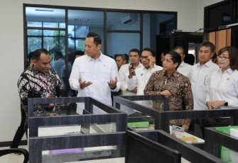 Menteri ATR/Ka.BPN RI Agus Harimurti Yudhoyono (AHY) saat meninjau Kantor Wilayah BPN Provinsi Kalimantan Timur (Kaltim) pada Kamis (29/02/2024). 