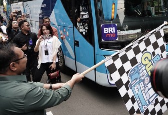 Menag Yaqut Melepas Bus Mudik Gratis Kemenag, Jakarta, Kamis (4/4/2024).