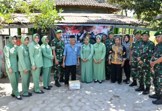 Dandim 0802/Ponorogo Disambut Tangis Haru Warakawuri