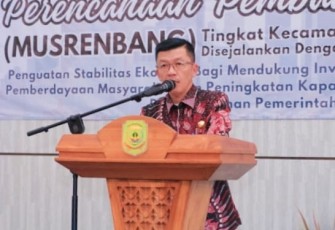 Penjabat (Pj) Wali Kota Tanjungpinang, Hasan, S.Sos membuka kegiatan Musyawarah Perencanaan Pembangunan (Musrenbang) Tingkat Kecamatan Tahun 2024. Perdana dilaksanakan di wilayah Kecamatan Bukit Bestari dan dilanjutkan di Kecamatan Tanjungpinang Kota, Kamis (1/2)