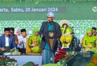 Rais Aam Pengurus Besar Nahdlatul Ulama (PBNU) KH Miftachul Akhyar dalam acara Hari Lahir (Harlah) Ke-78 Muslimat NU di Stadion Utama GBK di Jakarta, Sabtu (20/1/24).