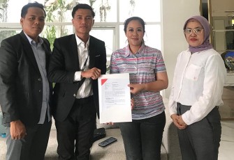im Hukum Elisa, Sudi S Simarmata, SH didampingi Henny Anggraini, SH, MH dan Wawan Ersanovi, SH, Minggu (4/2/2024). 