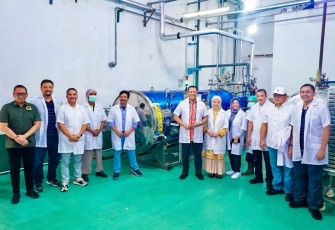 Bamsoet usai menerima perwakilan Singapore Food Industry, dalam kunjungannya di hari ke-6 di Dapil-7 Jawa Tengah di pabrik PT BAMS, di Banjarnegara, Selasa (23/1/24).
