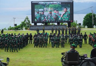 Brigjen TNI Yusuf Ragainaga, pada apel gelar pasukan kesiapan TNI pada pengamanan Pemilu Tahun 2024, dilapangan Makodam, Trikora, Arfai 1, Manokwari, Papua Barat, Kamis (1/2/2024)