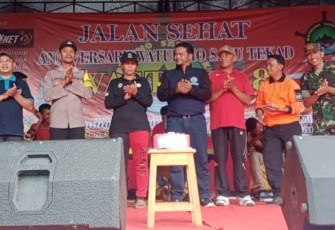 Babinsa Slawe dan Pilar Desa Semarakkan Ulang Tahun WAST ke-8