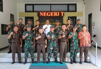 Dandim 0806/Trenggalek Kunjungi Kejaksaan Negeri Trenggalek