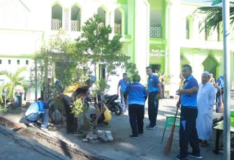 Lanud Sultan Hasanuddin Gelar Karya Bakti Pembersihan Fasilitas Umum