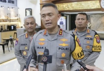 Kapolda Jatim Irjen Pol.Drs Imam Sugianto,M.Si