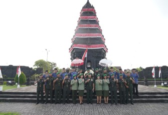 Ziarah Rombongan peringati HUT Penerangan TNI AD 