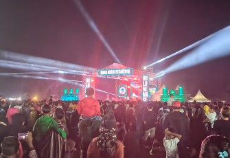 Penampakan Ribuan Masyarakat Nikmati Musik DJ di Acara yang Digelar Bolone Mase di Kabupaten Blitar