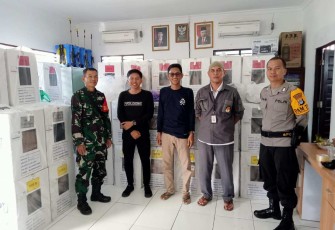 Babinsa Kodim 1002/HST Kawal Kotak Suara 