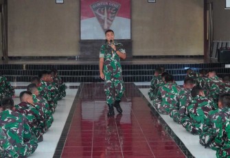 Pelatihan Administrasi Umum TNI AD Prajurit Yonarmed 11 Kostrad, Selasa (20/2)