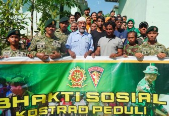 Baksos Tali Asih Kostrad  Prajurit Yonarmed 11/GG/2/2 Kostrad, Selasa (5/3)