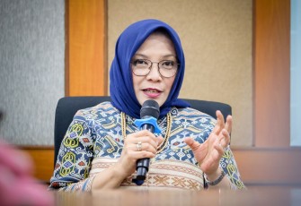 Deputi bidang Kewirausahaan Siti Azizah 